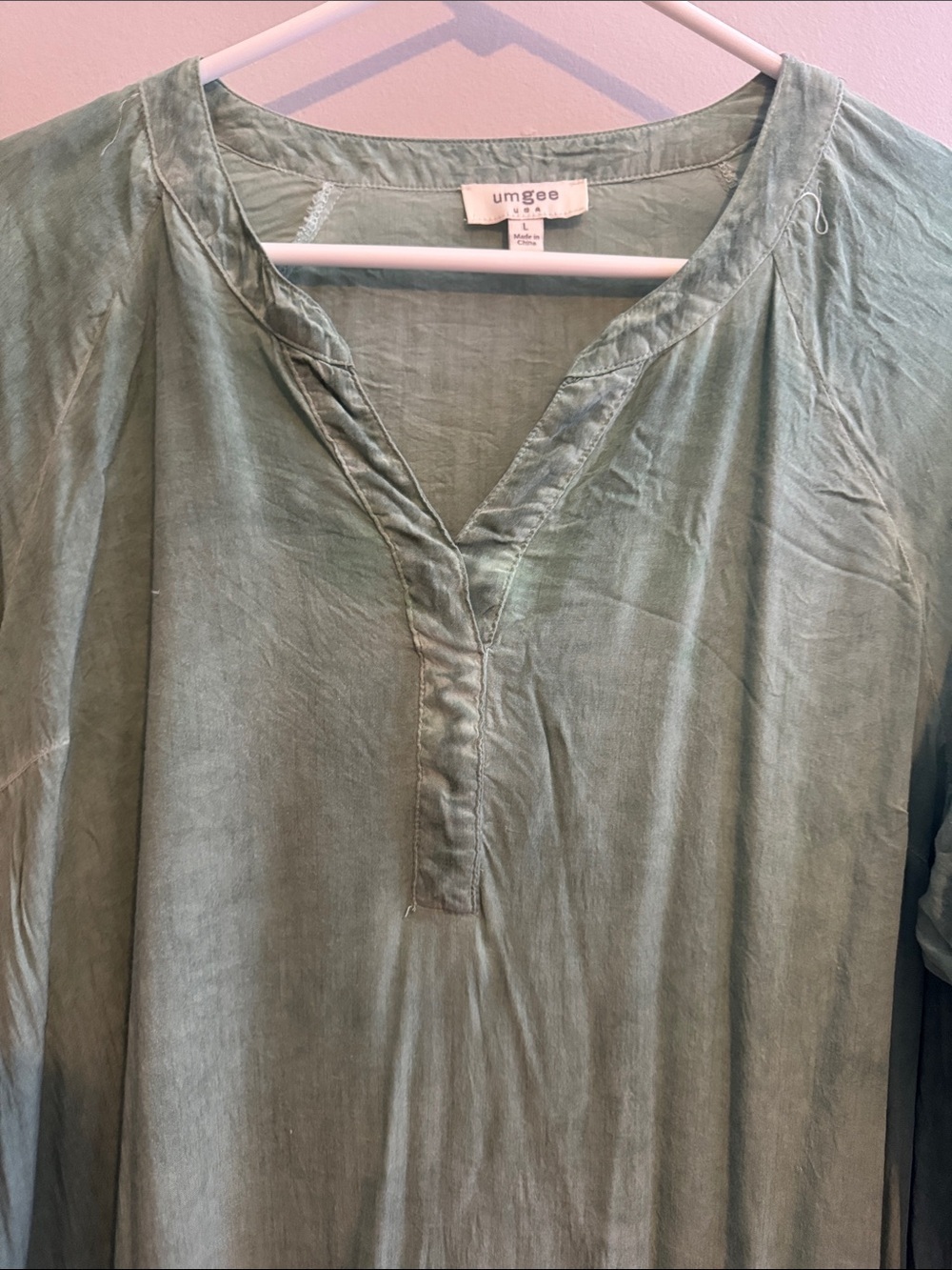 Umgee Sage Green V-Neck Tunic with Lace Trim - Picture 4 of 10